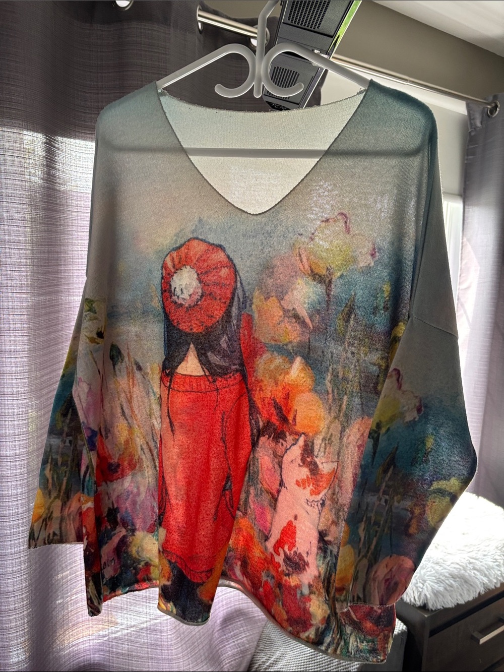 Floral Art Print V-Neck Women's Sweater in Multicolor